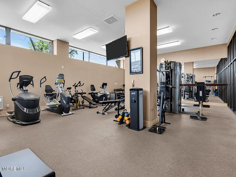 55 Ocean Ave #3L — Photo 38
