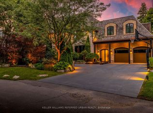 6 Bayview Wood, Toronto, ON M4N 1R7