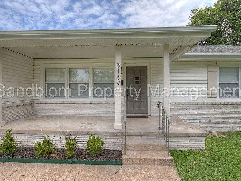 5169 S Troost Ave — Photo 2