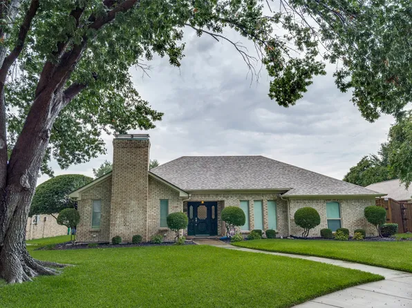 2318 Bush Cir, Carrollton, TX 75007