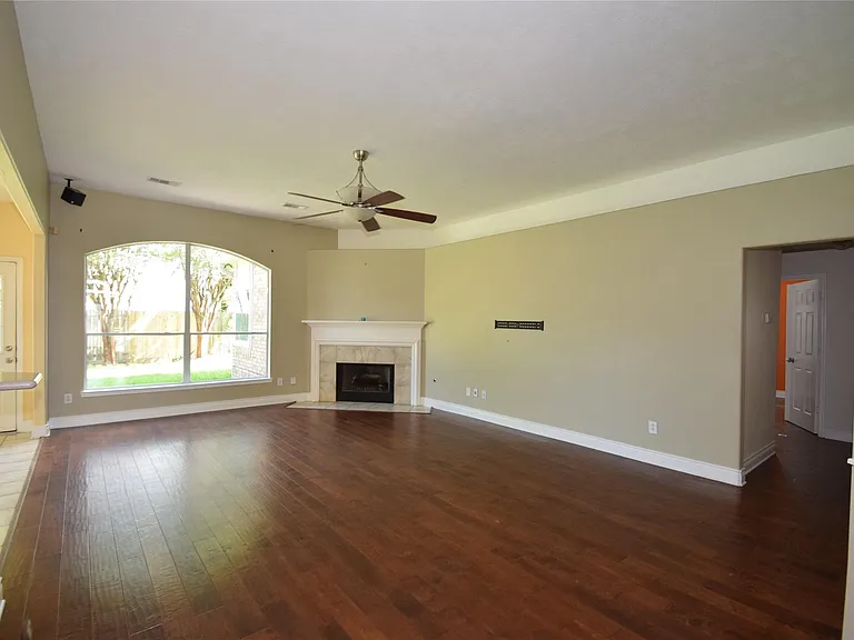 6327 Merona Ln — Photo 13