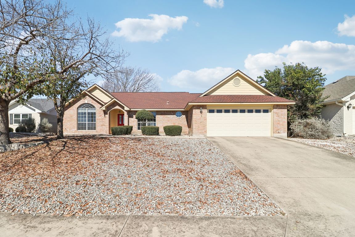 Oak Valley Dr-S1702-001.jpg