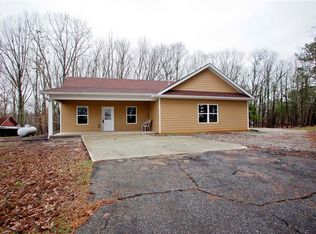 301 Henry Scott Rd, Ball Ground, GA 30107