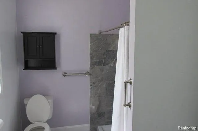 4435 High St — Photo 5
