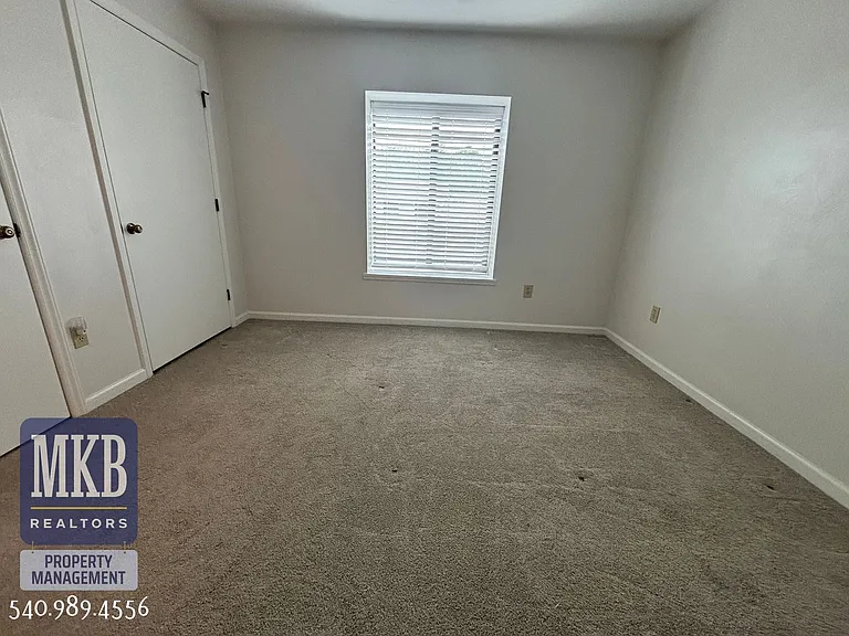 2527 Gatehouse Ln — Photo 19