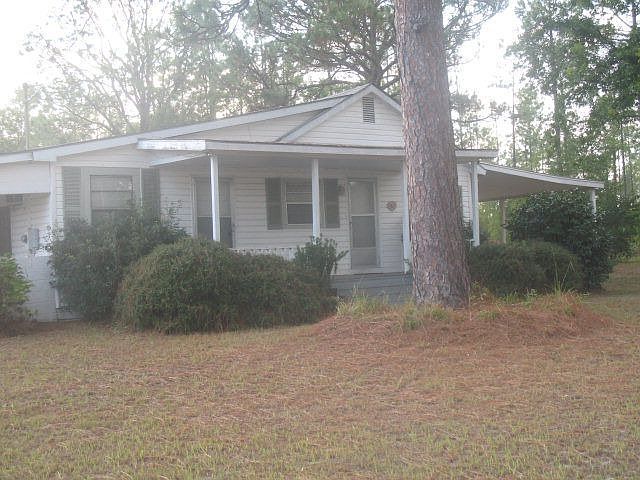 2nd image of 534 Davis Rd