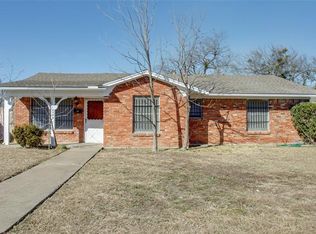 5433 Van Natta Ln, Fort Worth, TX 76112