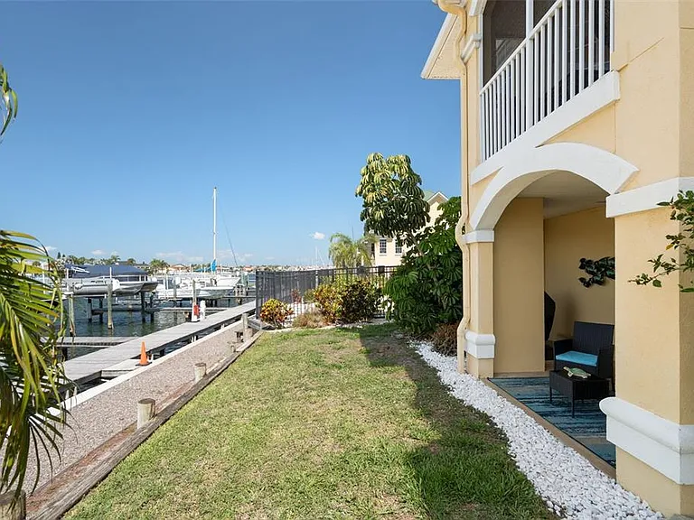 6420 Sunset Bay Cir — Photo 46