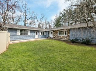 14 Sickletown Rd, Pearl River, NY 10965