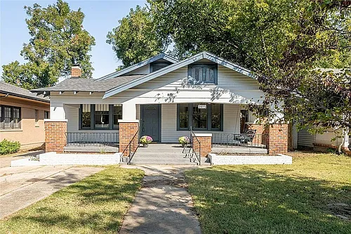 2015 NW 18th St Photo 1