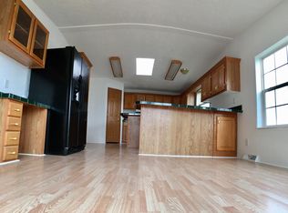 1207 Western Park Vlg, Jamestown, ND 58401