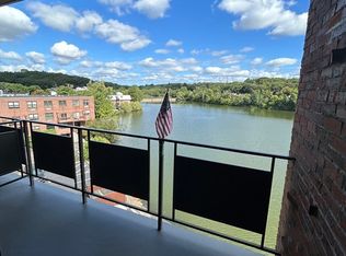 2 Victory Rd APT 27, Lynn, MA 01902