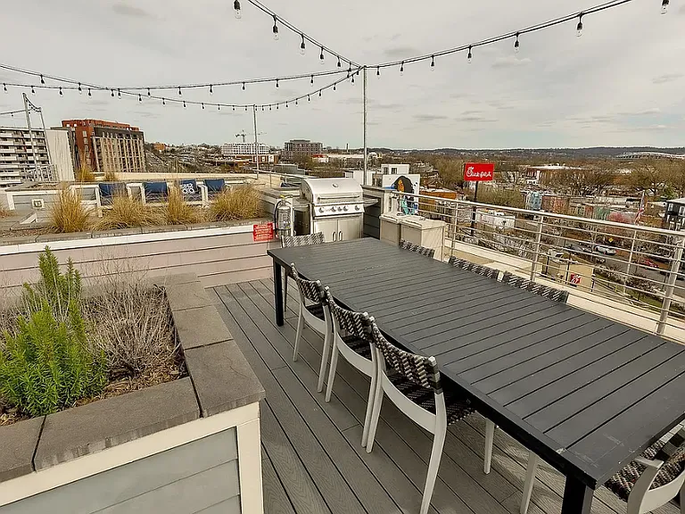 1350 Maryland Ave NE #401 — Photo 26