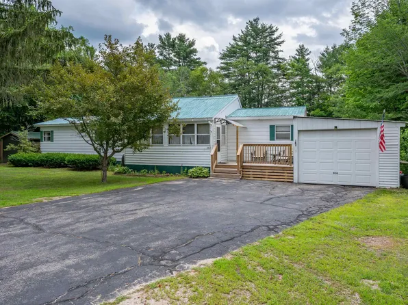 369 Tasker Hill Road, Conway, NH 03818