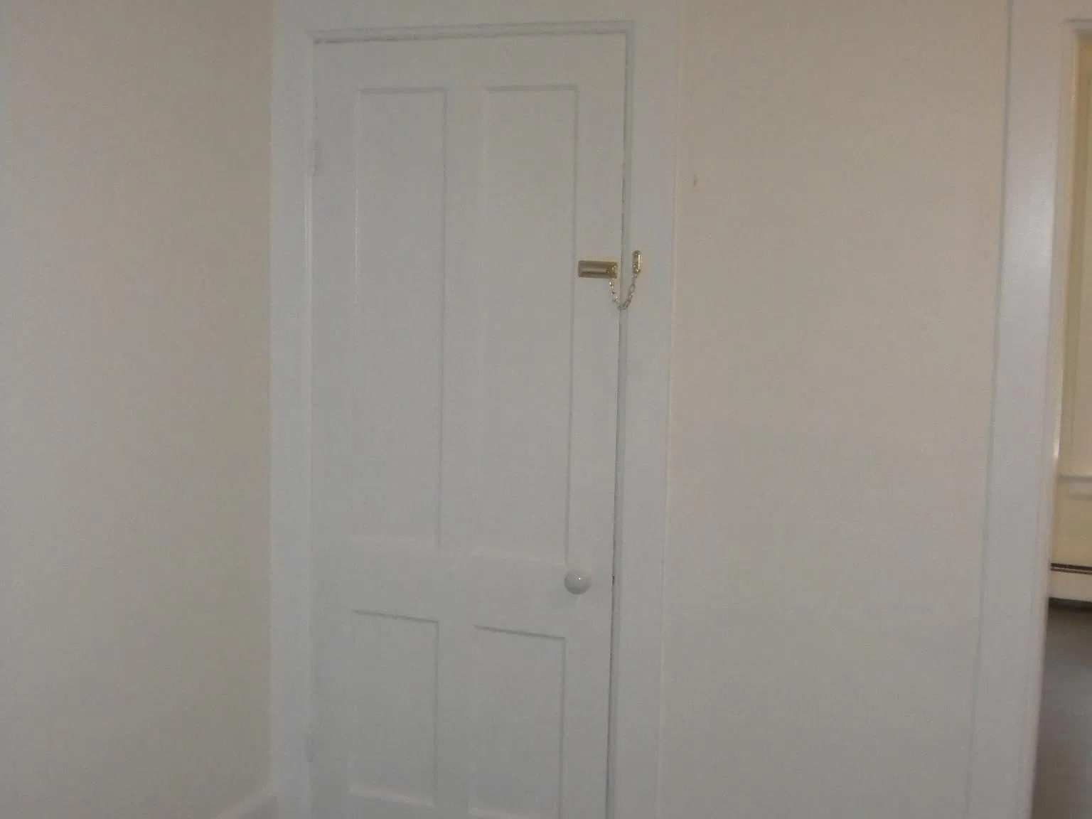 2 bed, 1200 sqft, $1,750 — Photo 3