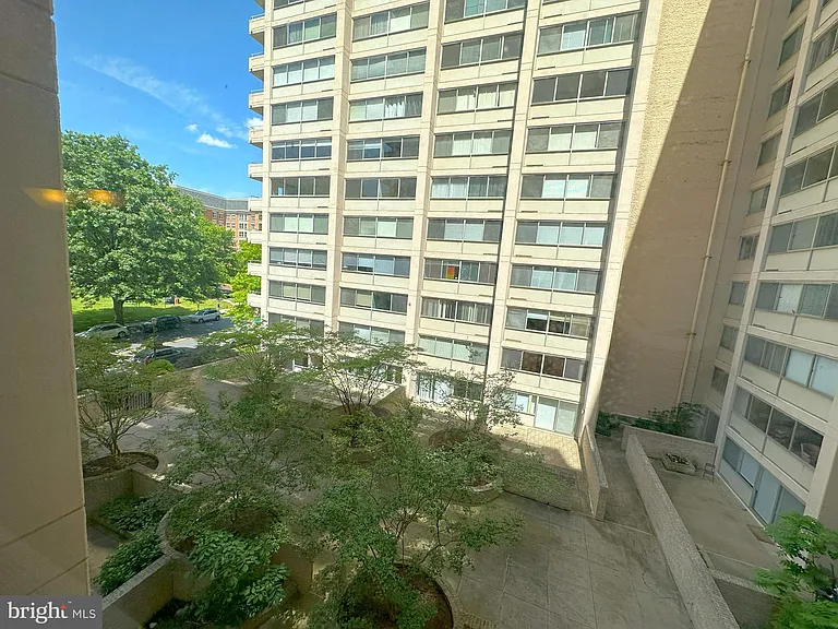 5500 Friendship Blvd #1125N — Photo 16