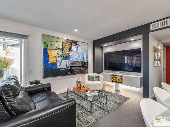 3060 E Sunflower Cir, Palm Springs, CA 92262