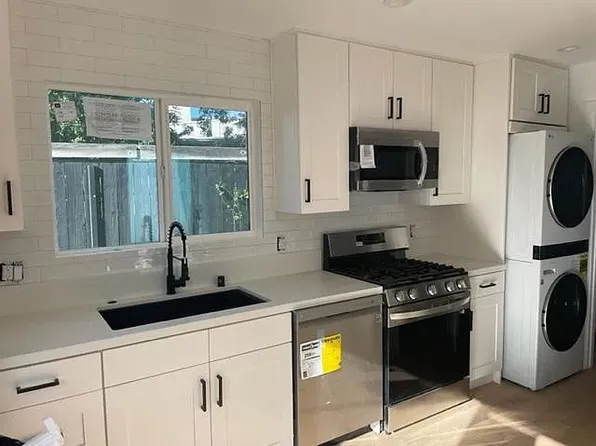 (undisclosed Address), Ventura, CA 93001