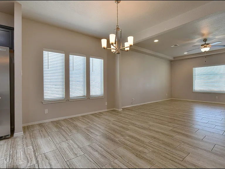 221 Jennice Cir — Photo 20