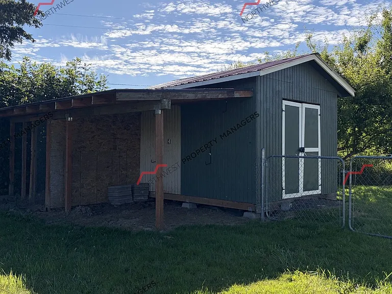 116 Taylor Rd — Photo 9