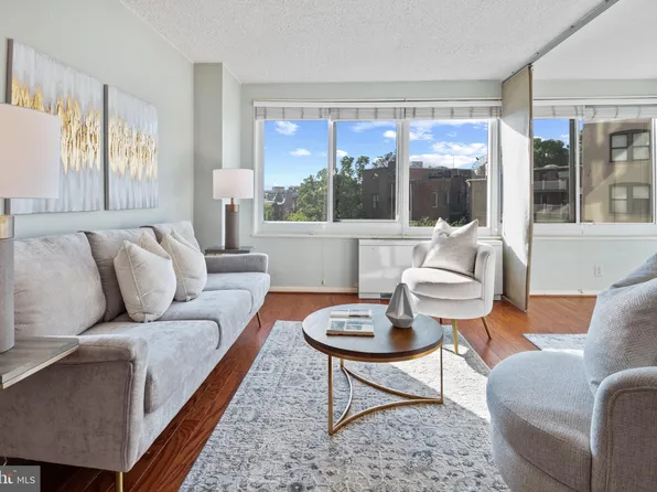 1330 New Hampshire Ave NW APT 424, Washington, DC 20036