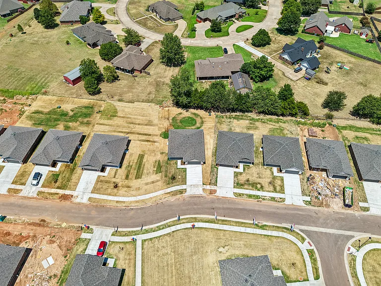 Enclave Estates — Photo 47