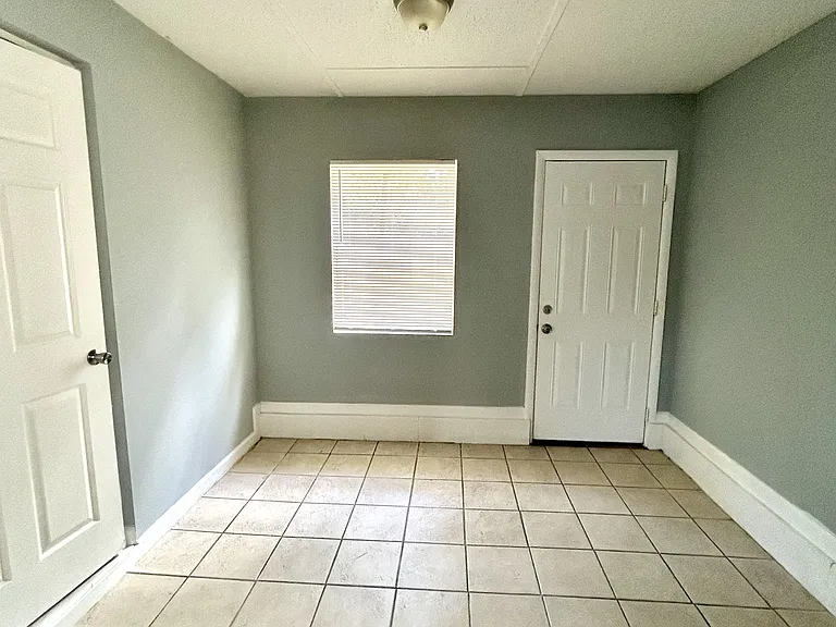 361 Arora Blvd — Photo 5