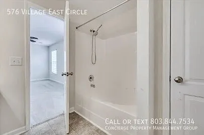 576 Village East Cir — Photo 15