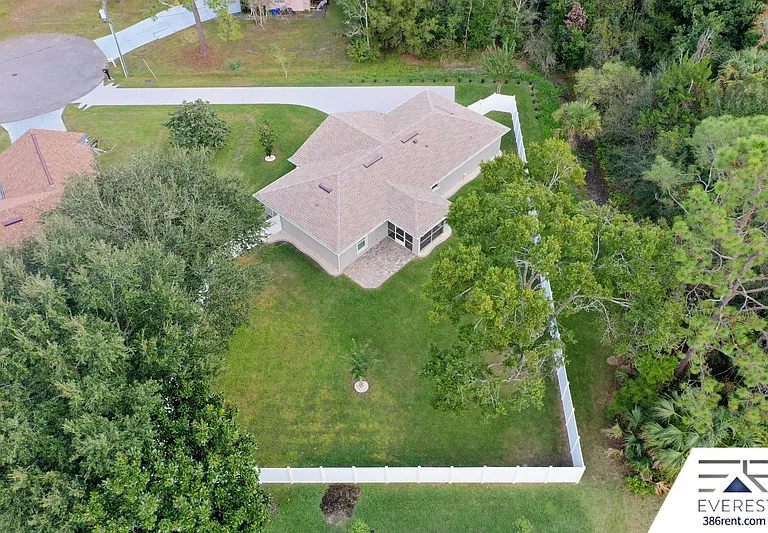 12 Walt Pl — Photo 43