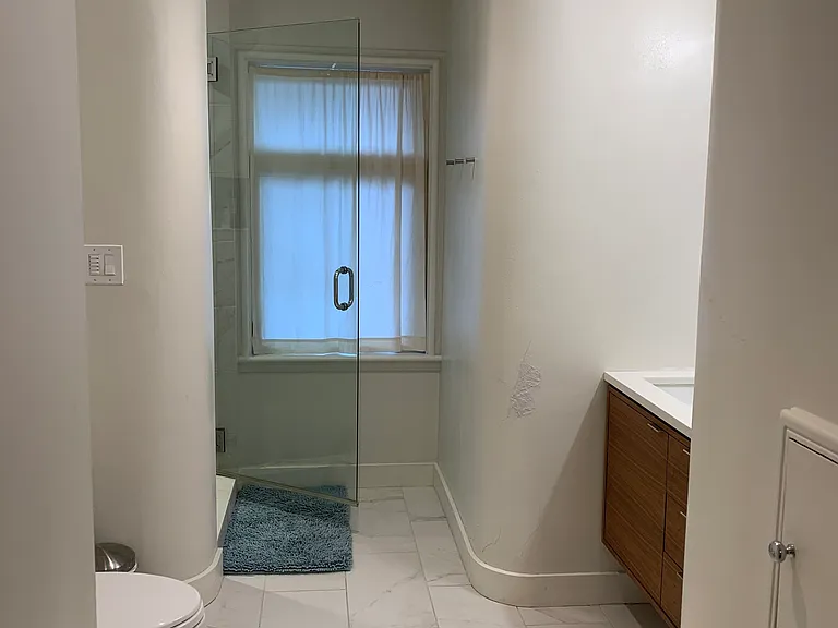 424 NW Maywood Dr — Photo 18