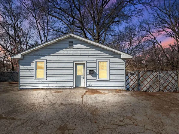 3202 Marvin Ave, Saint Louis, MO 63114