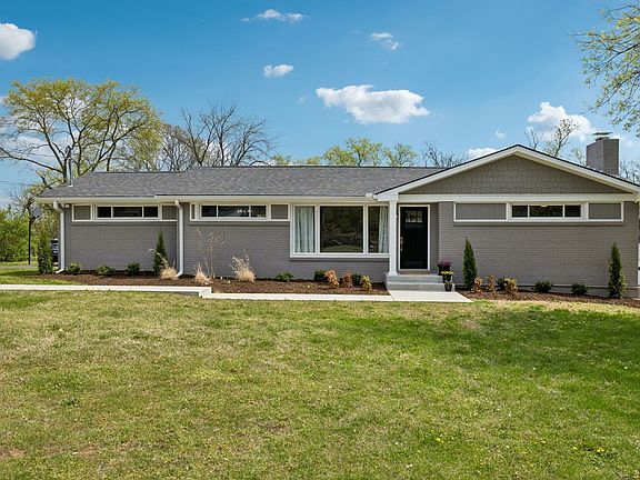 2nd image of 207 Donna Dr
