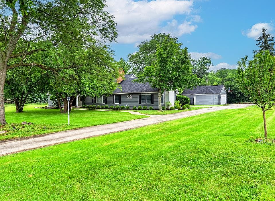 1st image of 1195 Long Meadow Rd
