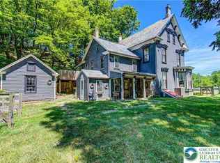 9754 Easton Rd, Kintnersville, PA 18930