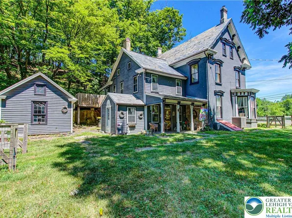 9754 Easton Rd, Kintnersville, PA 18930