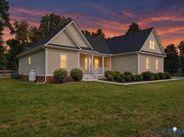113 Bear Ct, Bumpass, VA 23024