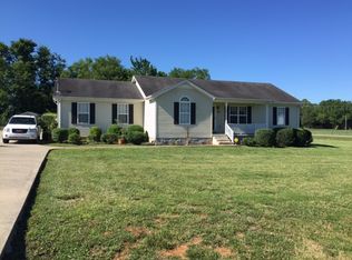 211 Lindsey Ln, Murfreesboro, TN 37129