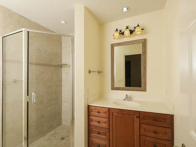 7612 Lake Vista Ct #308 — Photo 19