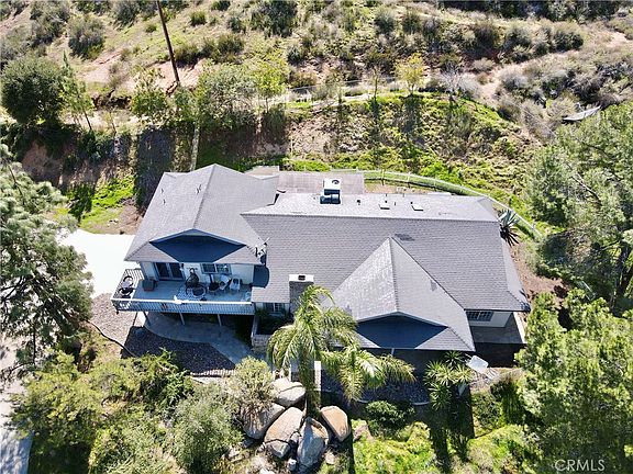 2nd image of 39100 Saddle Ridge Rd