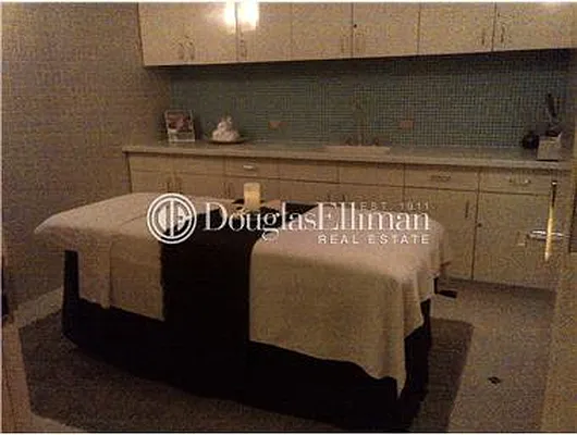 Rented by Douglas Elliman | media 131