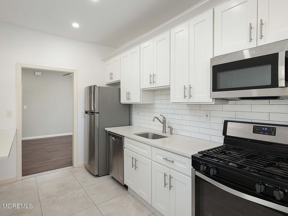 1st image of 603 2nd Ave Floor 1