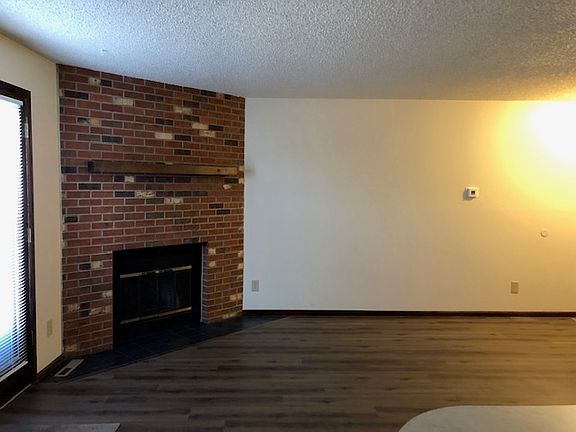 3rd image of 326 Baker St #1