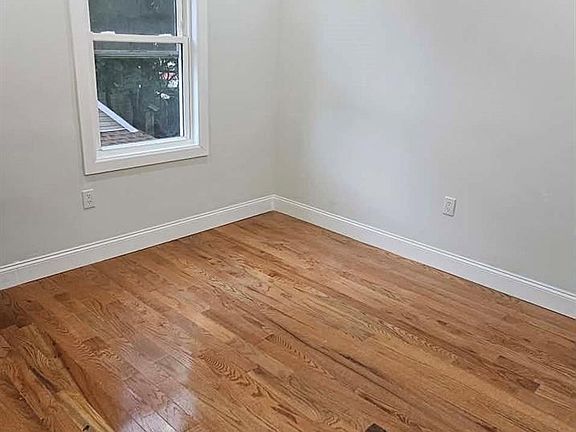 2nd image of 11735 133rd Street
