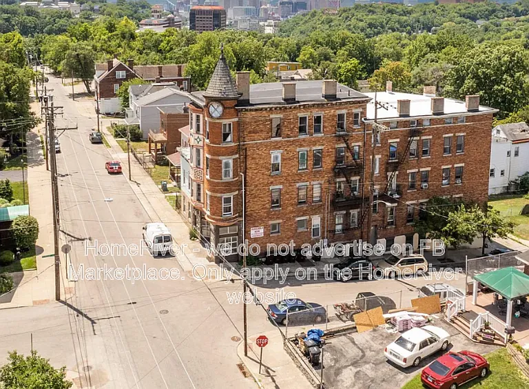 2335 May St #4F — Photo 6