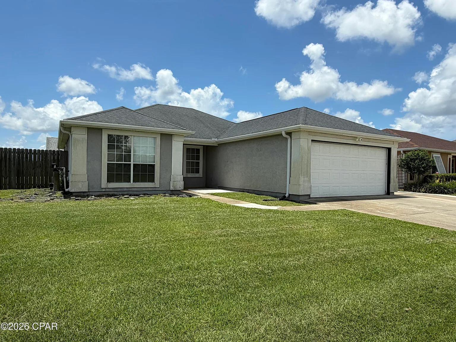 3 bed, 1410 sqft, $2,000 — Photo 2