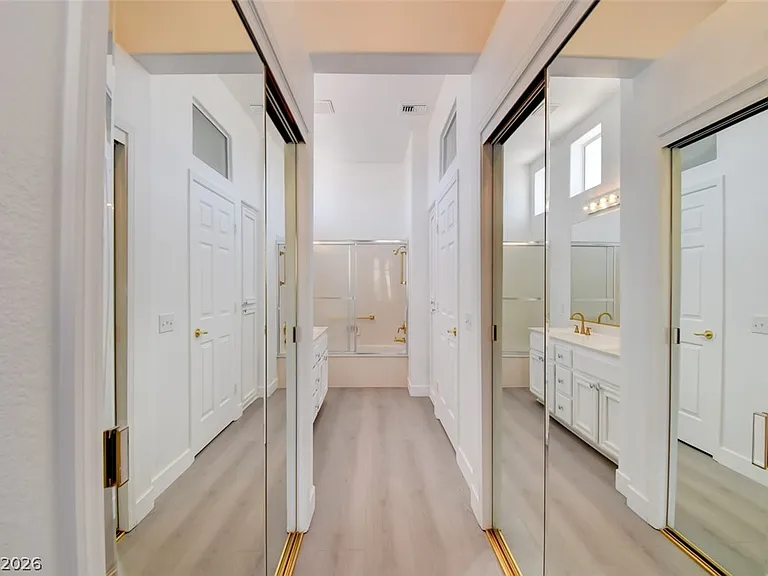 10800 Mission Lakes Ave — Photo 25