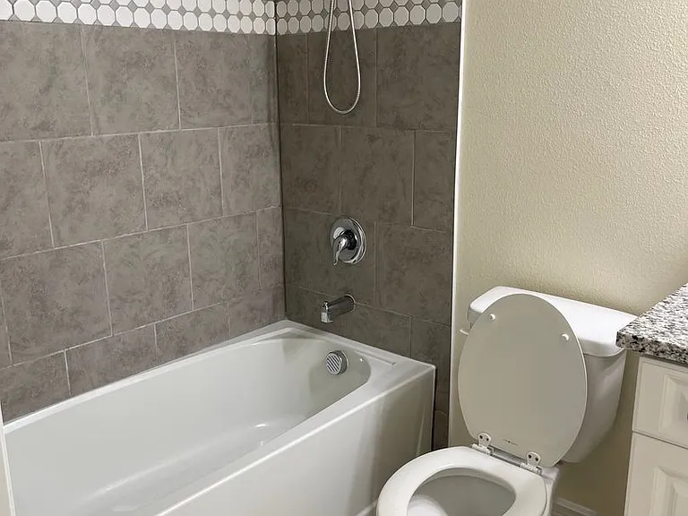10114 Briar Cir — Photo 12