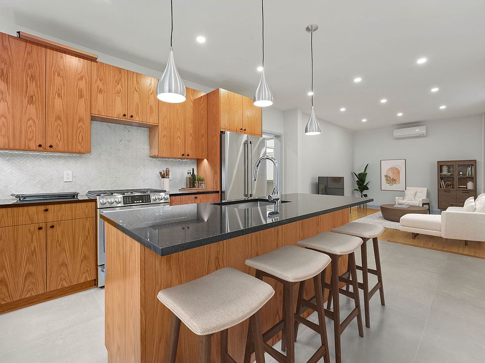 1st image of 138 Meserole Ave #1
