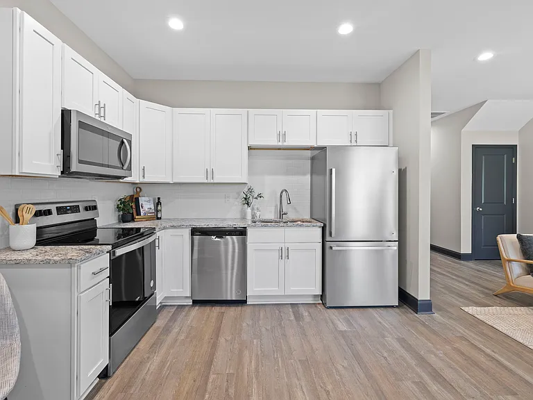 591 Fairfield St — Photo 5