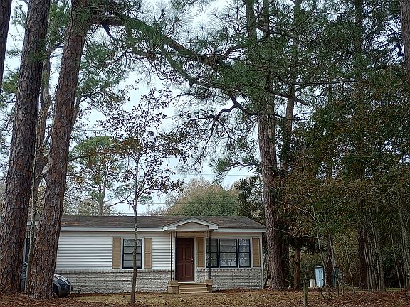 2nd image of 6505 Woodland Dr #A